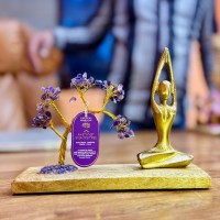  Arbre de Vie & Jardin Yoga - Amethyste - Pose Sukhasana