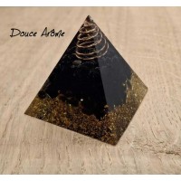 Pyramide Orgonite